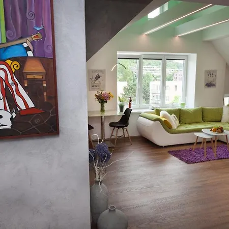 Apartment 3kk - 115m2 V Klidne Lokalite - 4 Prague