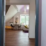 Apartmán 3kk - 115m2 V Klidné Lokalitě - 4 *