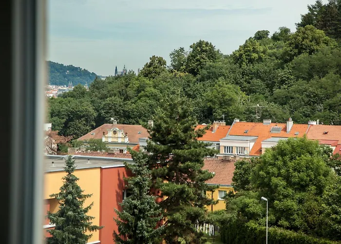 3kk - 115m2 V Klidne Lokalite - 4 Lägenhet