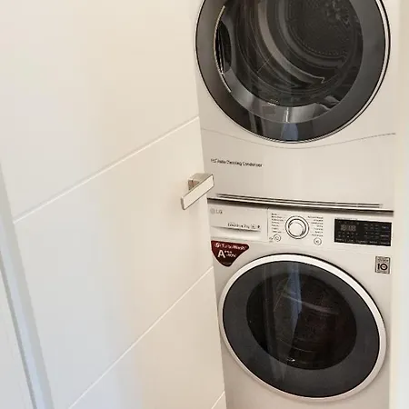 3kk - 115m2 V Klidne Lokalite - 4 * 프라하